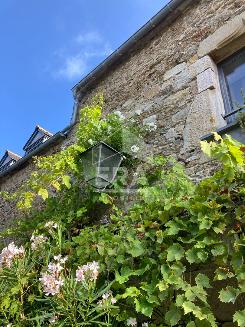 Agence immobilière de ERA VOLTAIRE IMMOBILIER