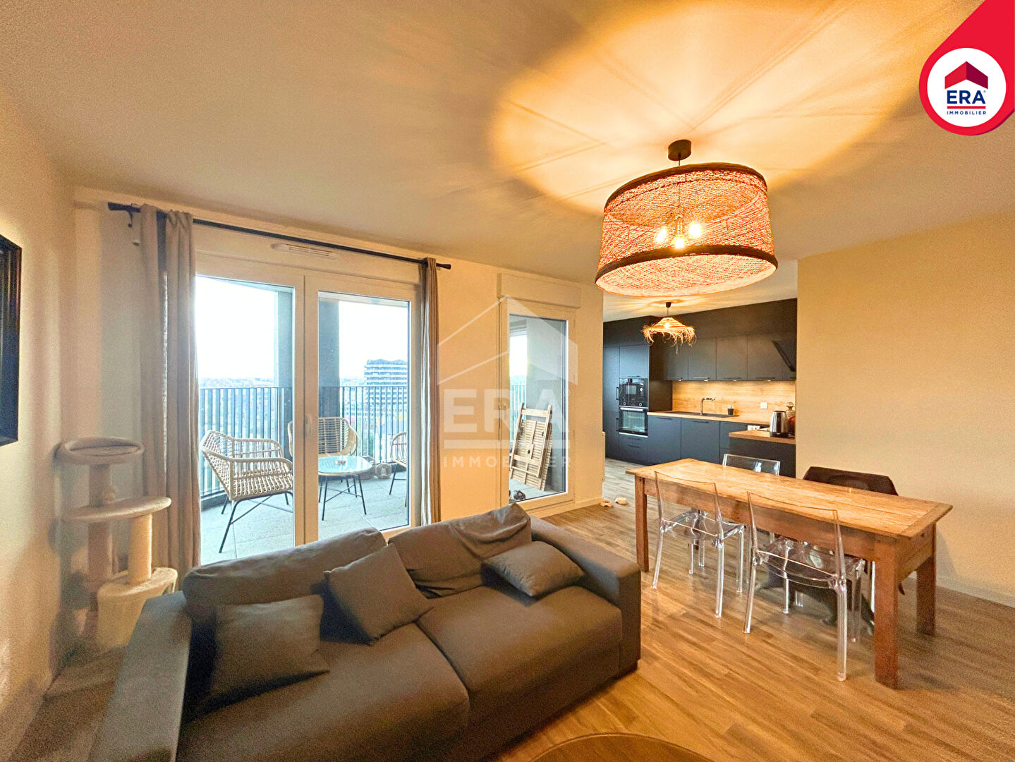 Agence immobilière de ERA VOLTAIRE IMMOBILIER