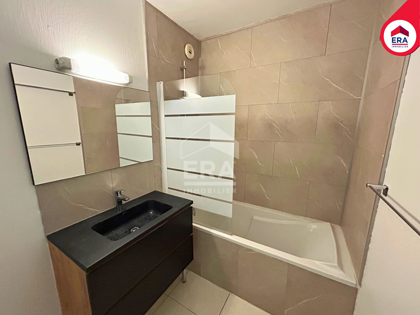 Agence immobilière de ERA VOLTAIRE IMMOBILIER