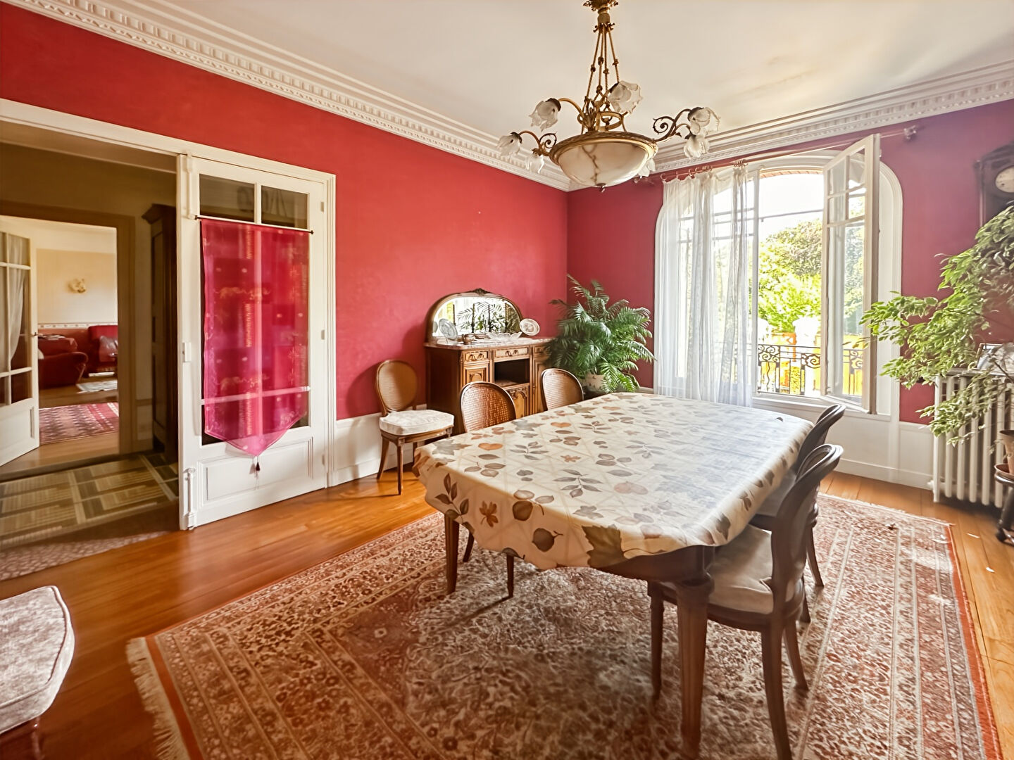 Maison Meulière sur grand terrain à Verrières-le-Buisson, SOUS SOL, SOPHIE BARAT