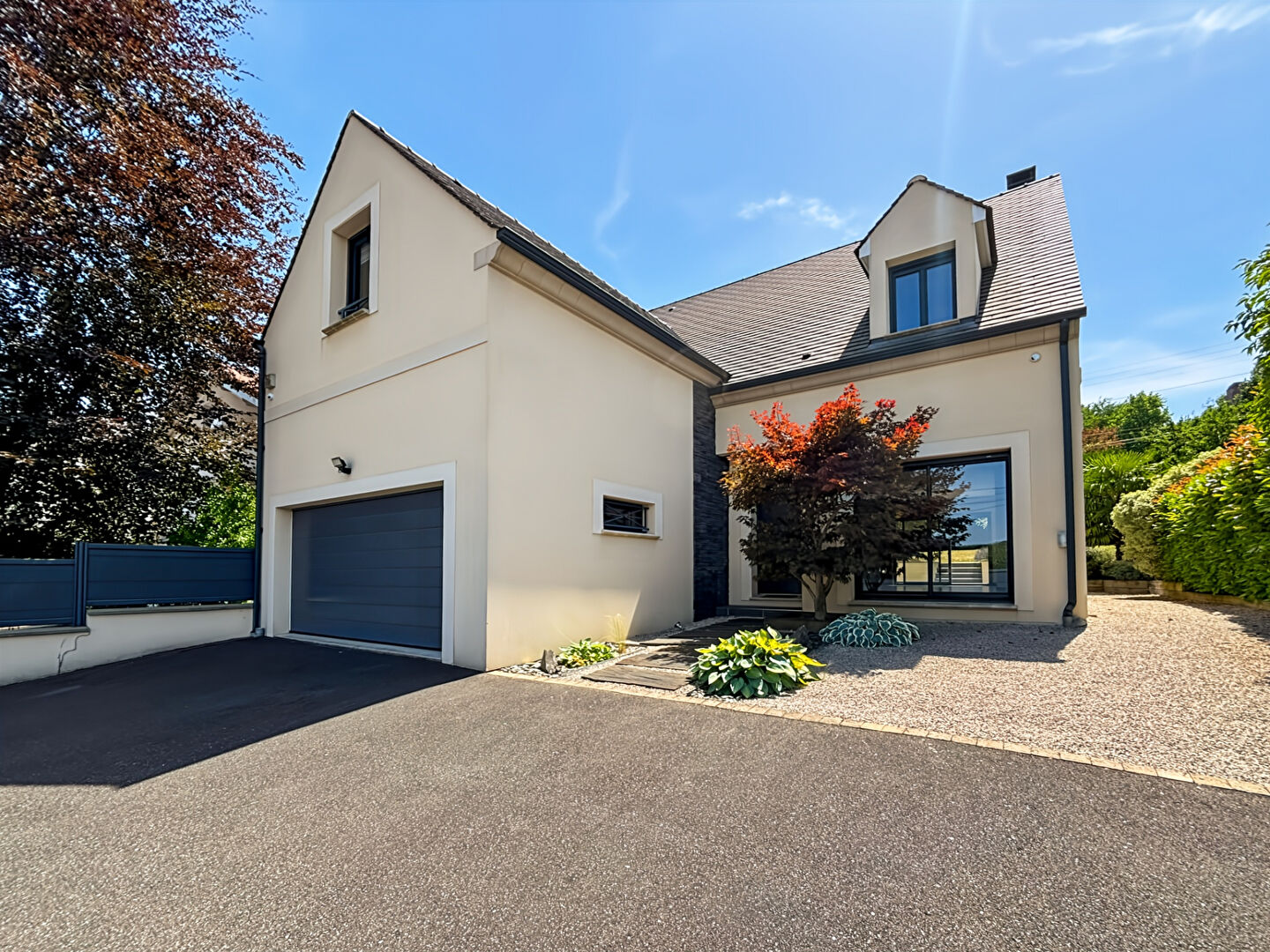 Maison individuelle avec garage double à Vauhallan DPE C