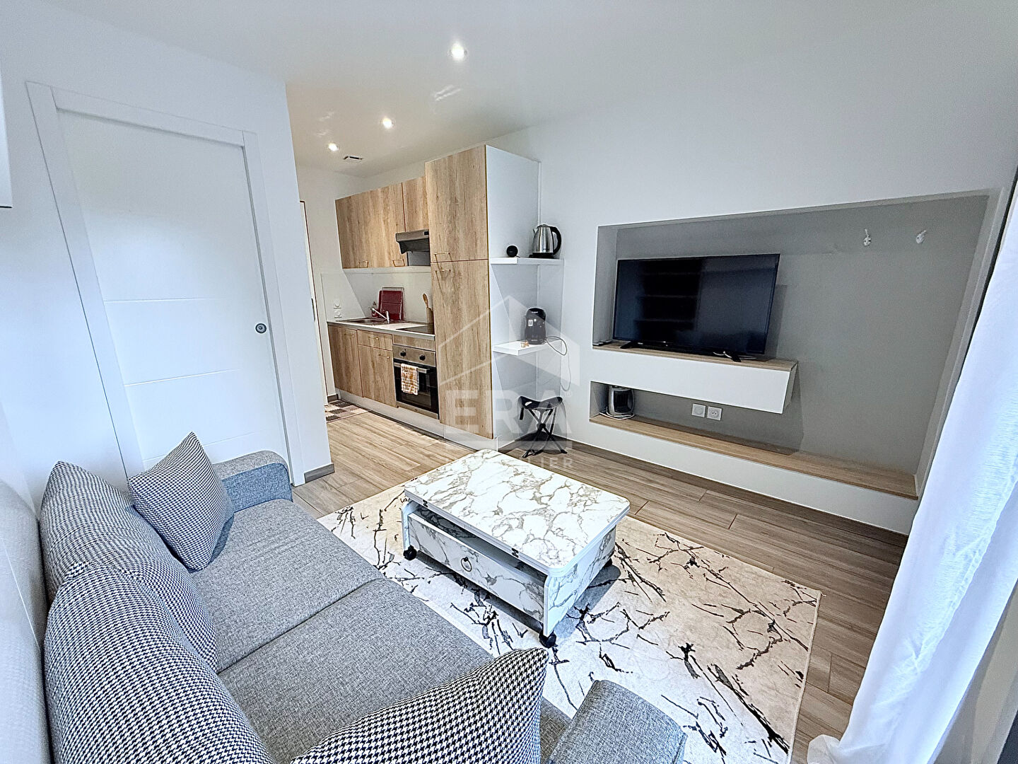 A VENDRE - Maison Poisy Annecy 5 pièces 97 m²  - Entièrement rénovée