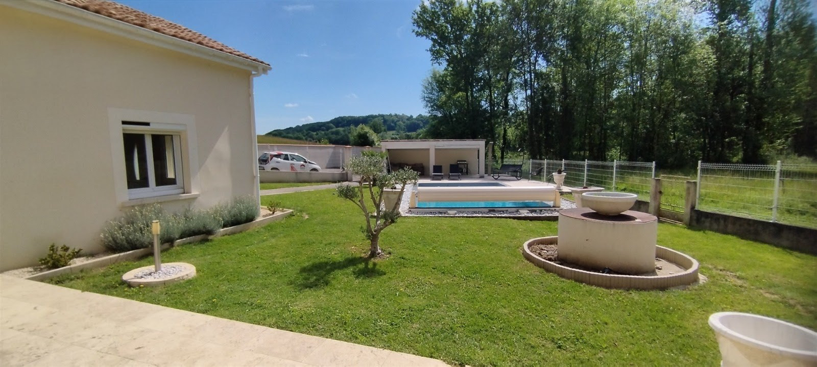 Photo BELLE MAISON RESTAURÉE SECTEUR MADAILLAN image 2/6