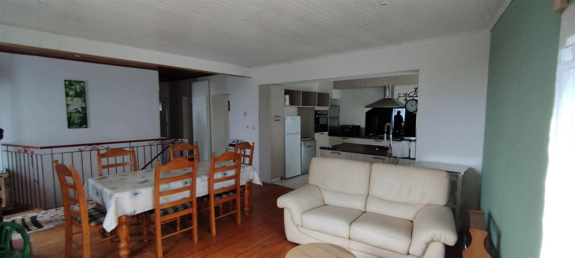 Photo MAISON DE BOURG AVEC JARDIN ET VUE DOMINANTE image 6/6