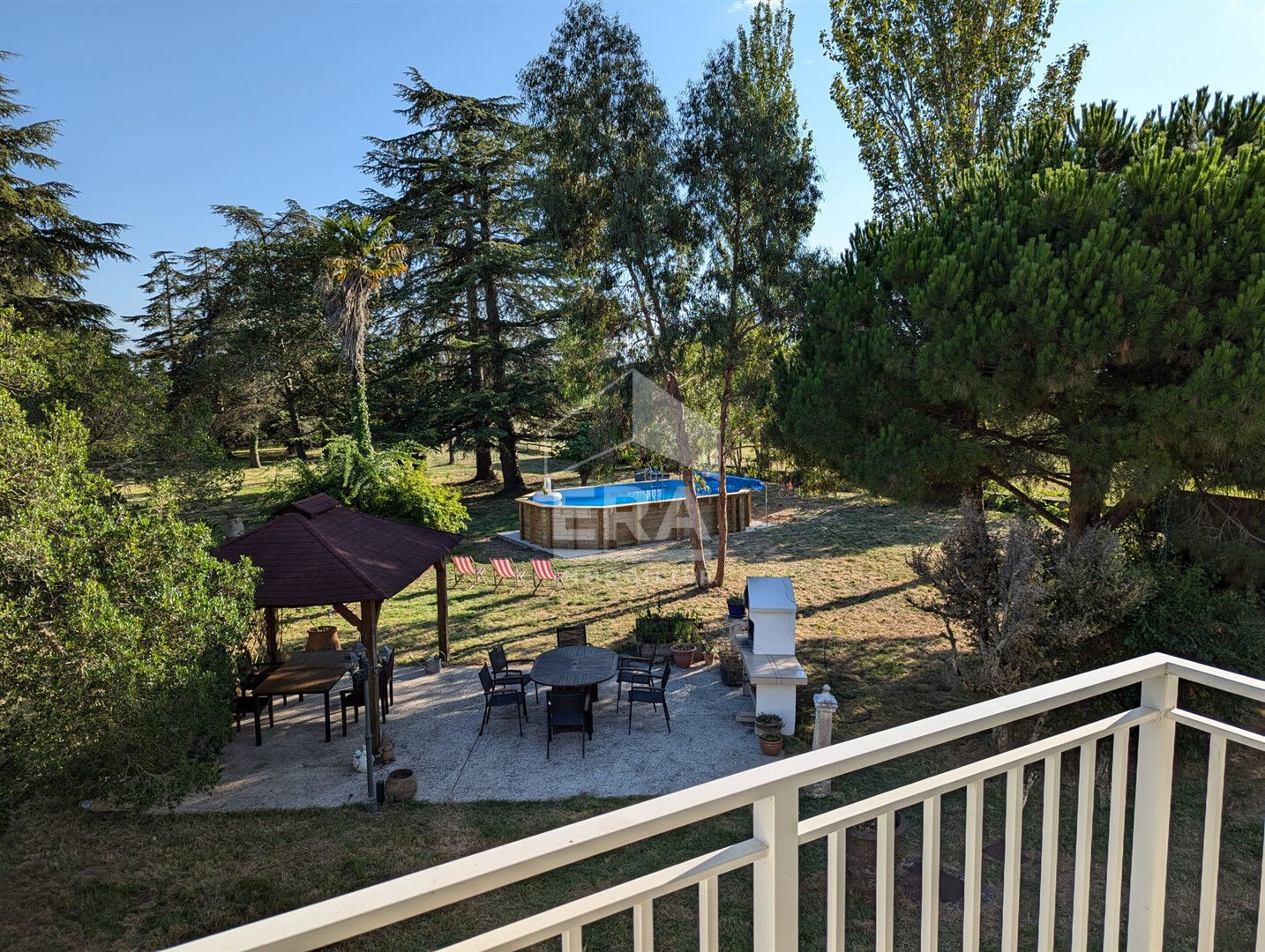 Photo SURPRENANTE MAISON EN POSITION DOMINANTE image 5/6