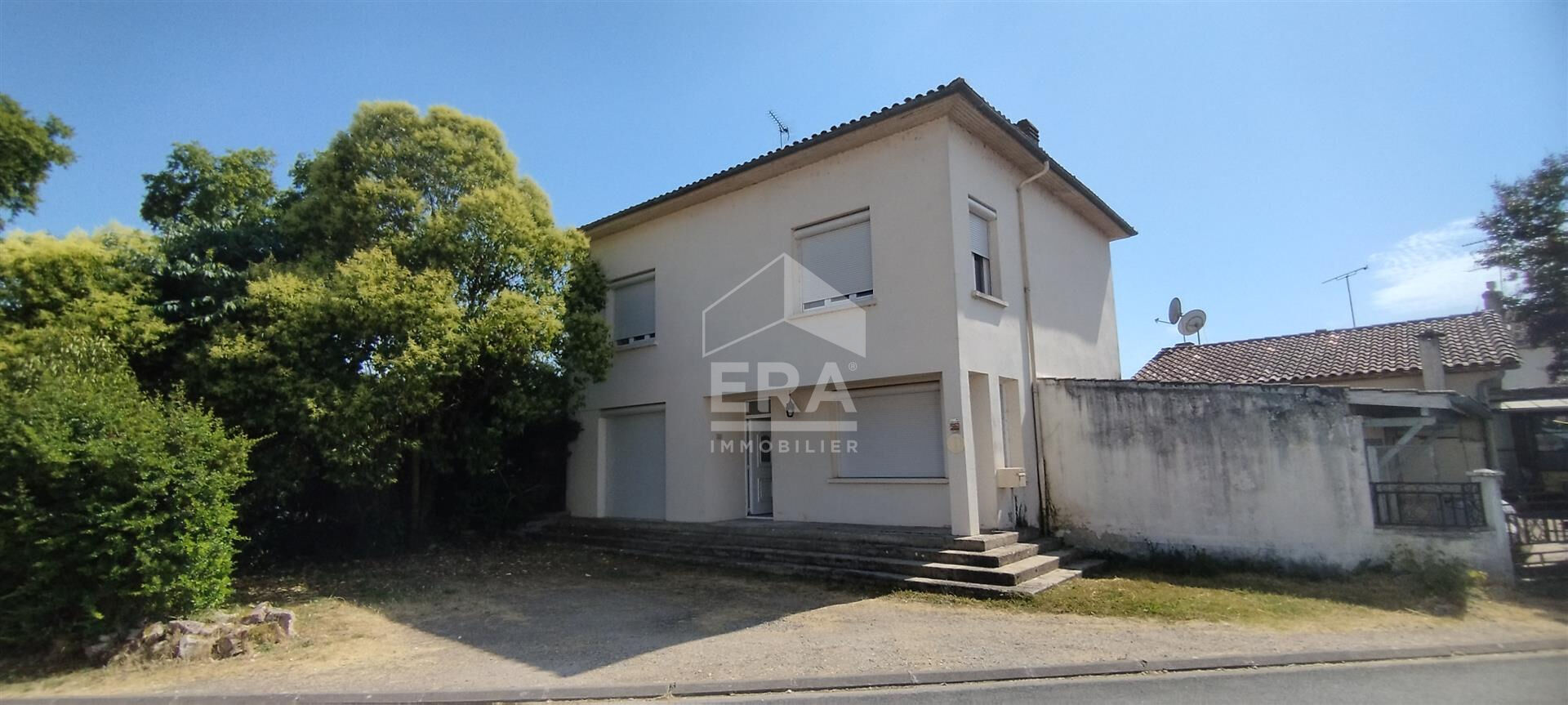BELLE MAISON CONTEMPORAINE  DE 4 CH, AVEC JARDIN