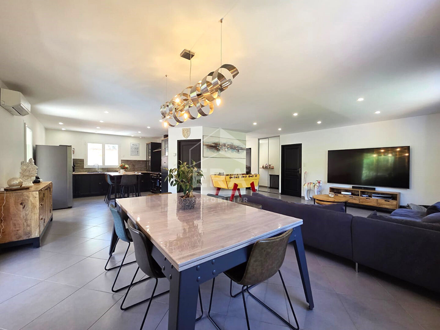 Photo Villa Pieusse 6 pièces 194 m2 image 3/6