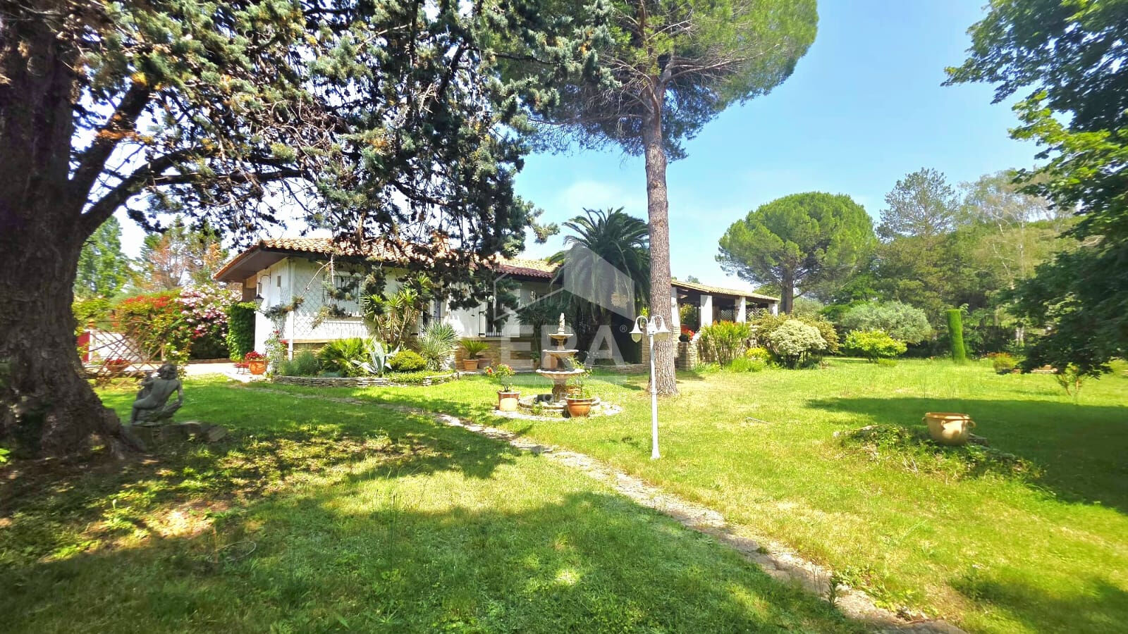 Photo Maison Limoux 4 pièce(s) 150 m2 image 6/6