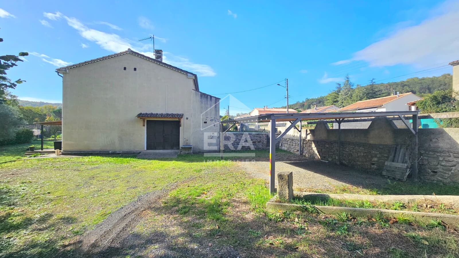 Photo Maison plain-pied, 4 chambres + garage image 5/6