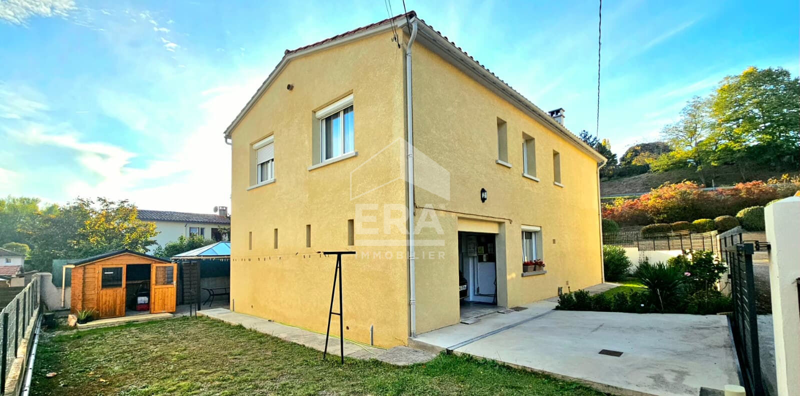 Maison à vendre à ESPÉRAZA - 4 chambres, jardin et confort moderne