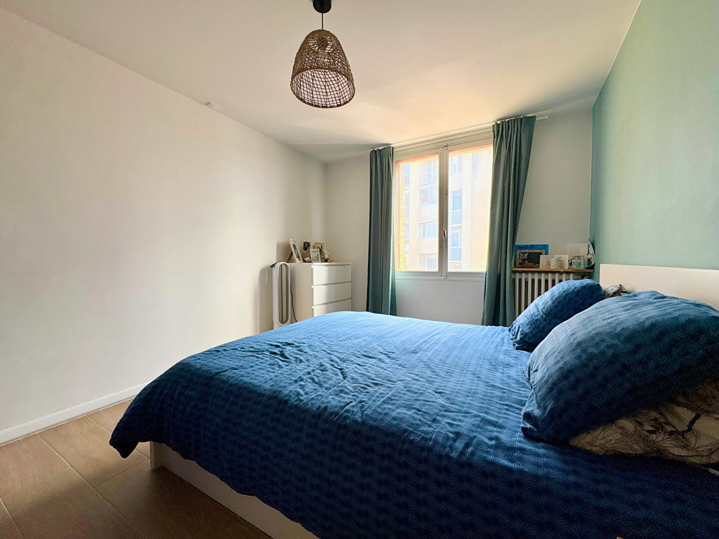 Photo À VENDRE EN EXCLUSIVITÉ PERTUIS APPARTEMENT 4 PIÈCES AVEC BALCON, GARAGE, CAVE ET STATIONNEMENT SÉCURISÉ image 5/6