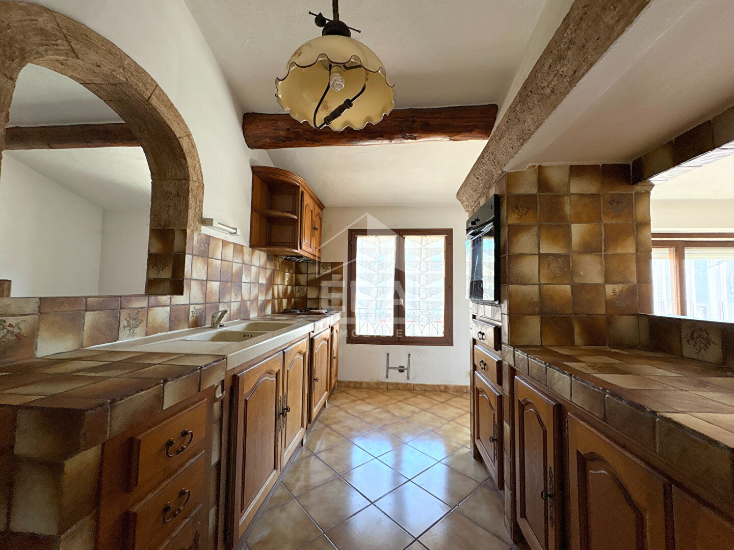 Photo A VENDRE 84120 PERTUIS MAISON TYPE 5 PIECES D'ENVIRON 143M² AVEC JARDIN ET GARAGE image 5/6