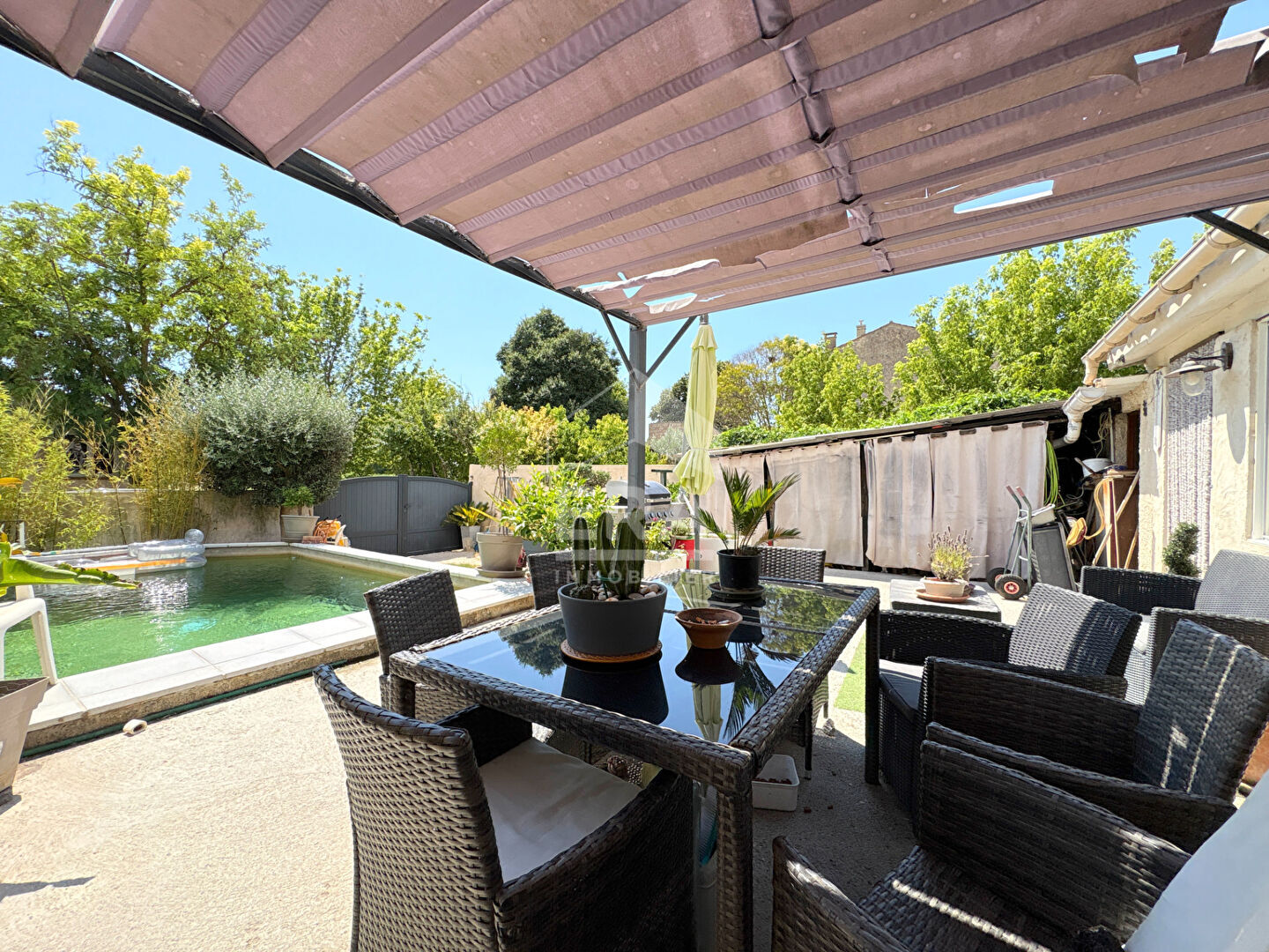 Photo A VENDRE 84530 VILLELAURE MAISON DE VILLAGE TYPE 4 PIECES D'ENVIRON 93M² AVEC JARDIN ET PISCINE image 3/6