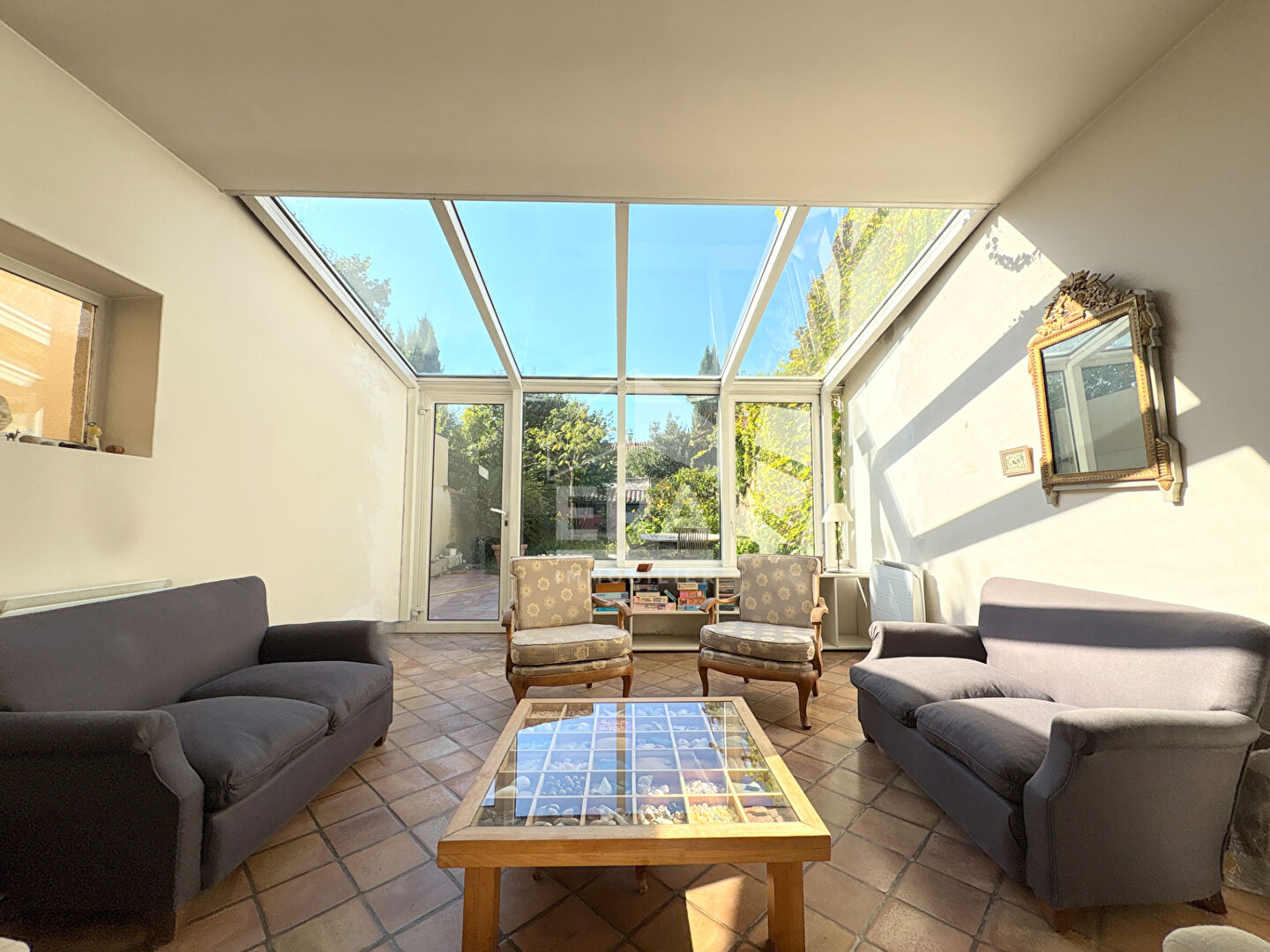 A VENDRE 84120 PERTUIS MAISON DE VILLE TYPE 6 PIECES D'ENVIRON 162M² AVEC JARDIN ET CAVE