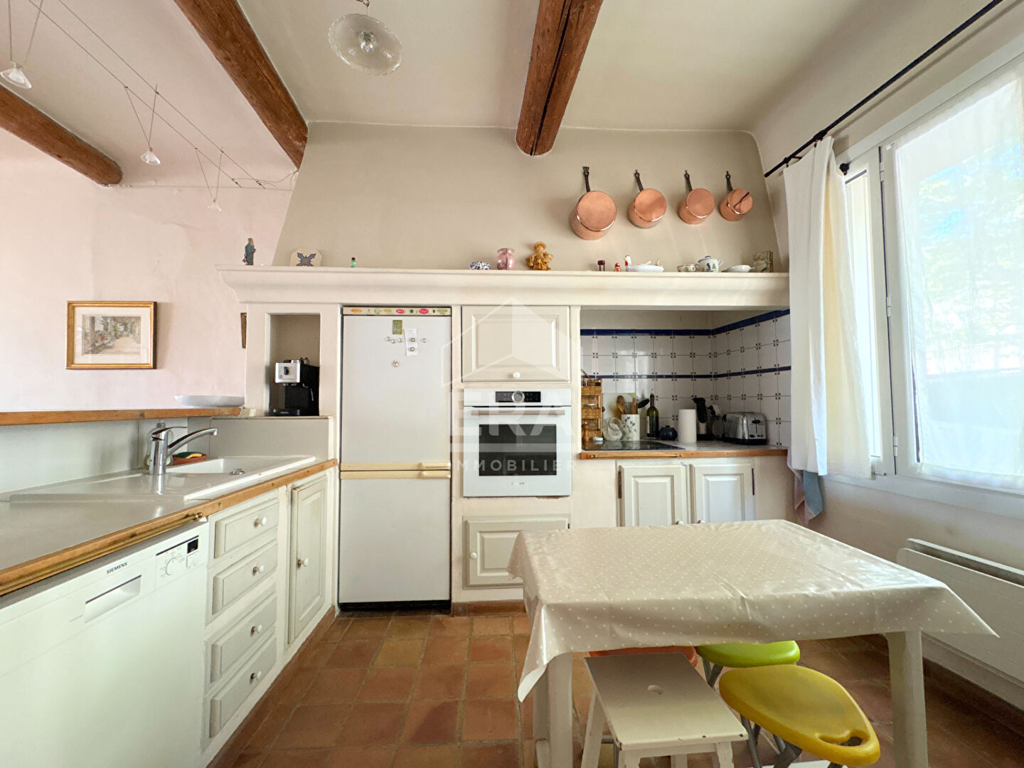 Photo A VENDRE 84120 PERTUIS MAISON DE VILLE TYPE 6 PIECES D'ENVIRON 162M² AVEC JARDIN ET CAVE image 4/6