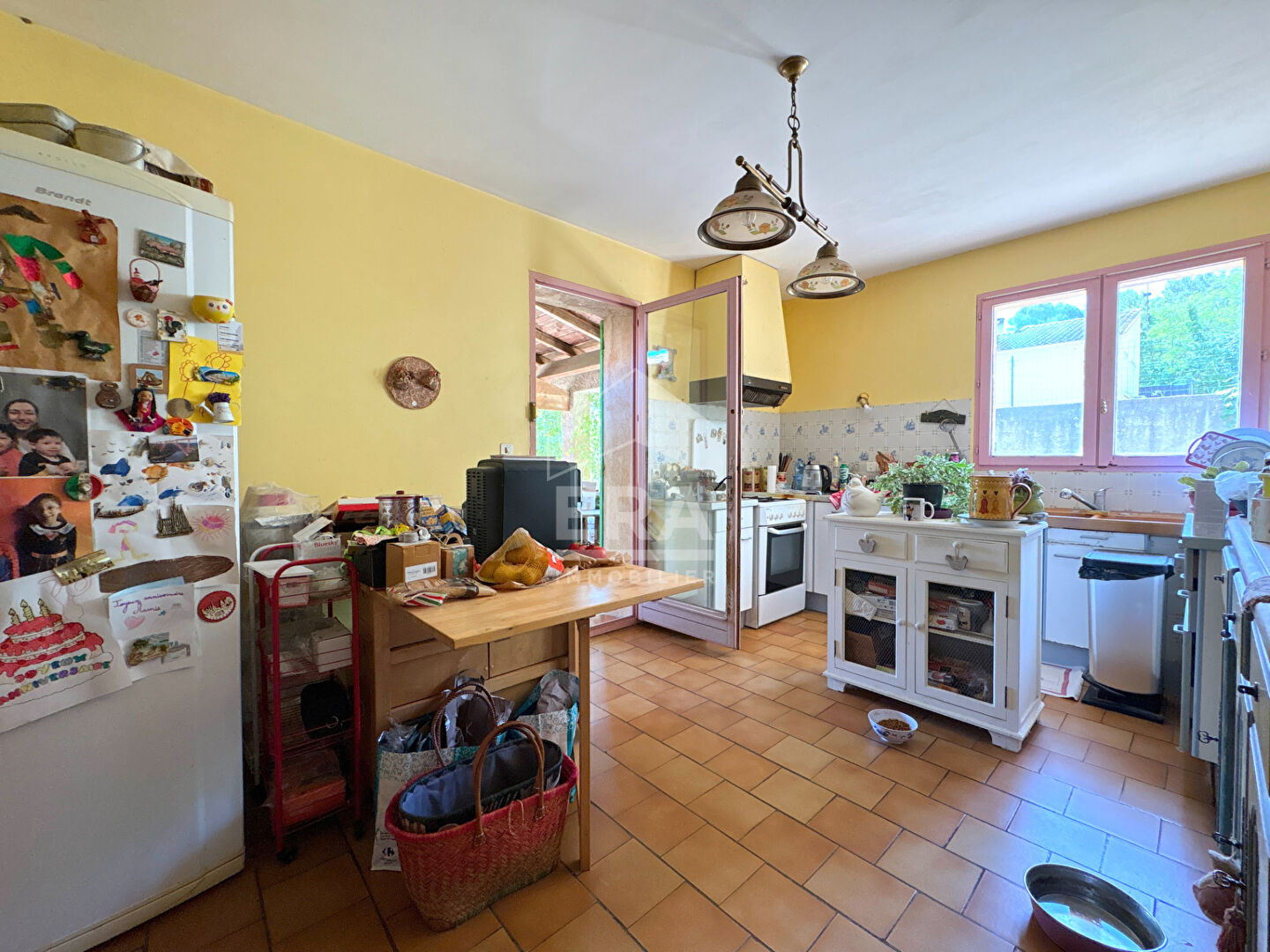 Photo A VENDRE 13610 LE PUY SAINTE REPARADE MAISON 5 PIECES D'ENVIRON 129 M² AVEC JARDIN ET GARAGE. image 3/6