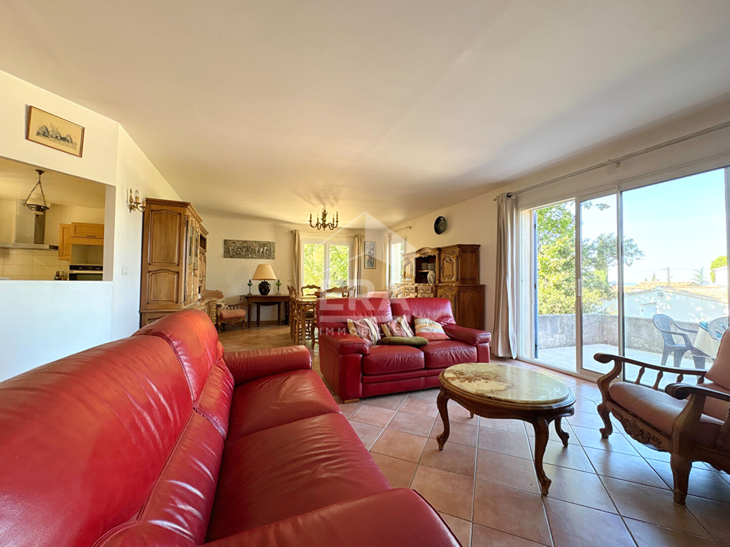 Photo A VENDRE 84120 PERTUIS MAISON PLAIN PIED TYPE 5 PIECES D'ENVIRON 118M² AVEC GARAGE ET JARDIN image 5/6