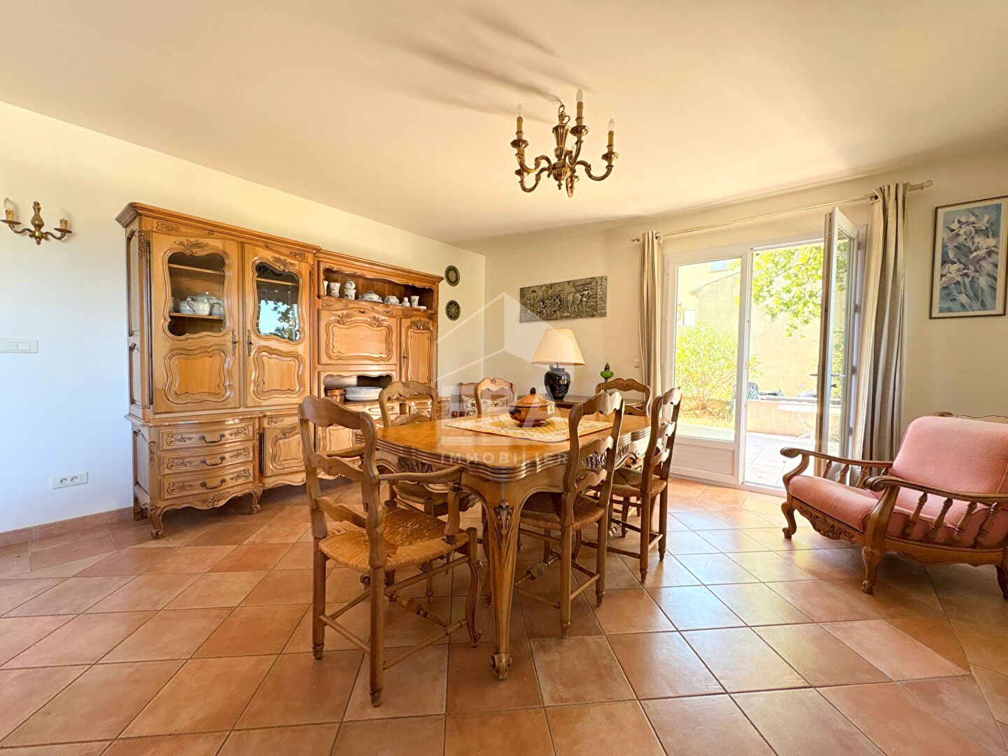Photo A VENDRE 84120 PERTUIS MAISON PLAIN PIED TYPE 5 PIECES D'ENVIRON 118M² AVEC GARAGE ET JARDIN image 6/6