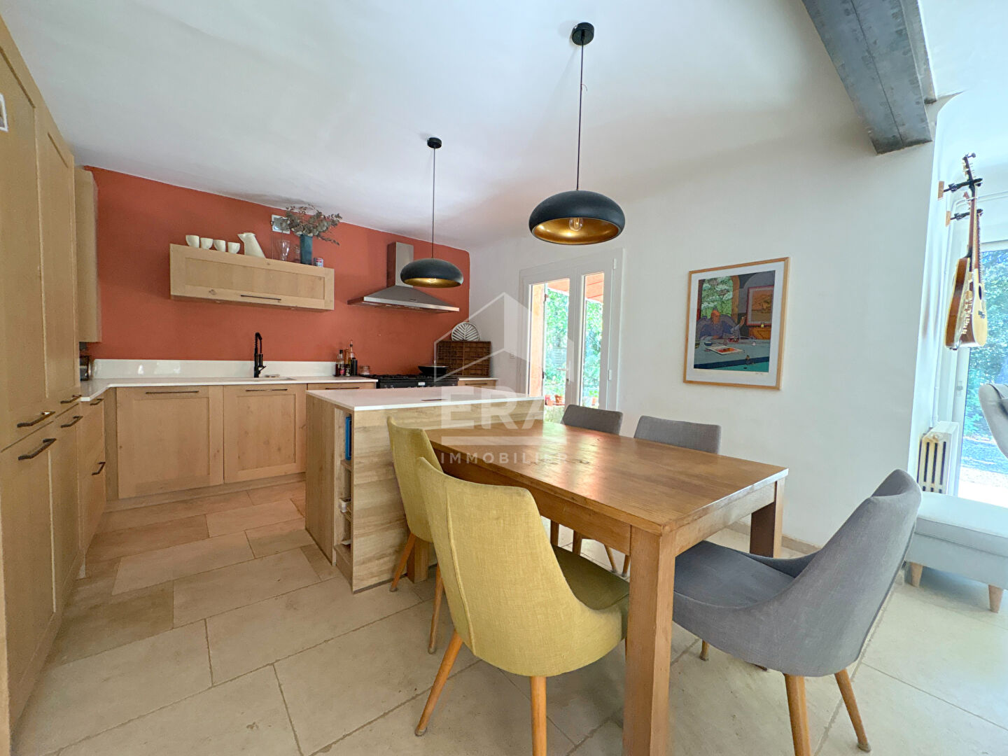 Photo A VENDRE 84160 LOURMARIN MAISON TYPE 6 PIECES D'ENVIRON 132M² AVEC JARDIN, GARAGE ET PISCINE image 6/6