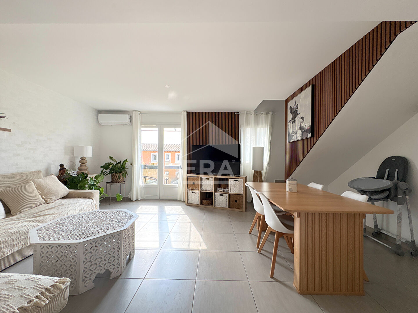 Photo A VENDRE 84120 PERTUIS APPARTEMENT DUPLEX TYPE 4 PIECES D'ENVIRON 66 M² LOI CARREZ  (98M² AU SOL) AVEC BALCON ET STATIONNEMENT image 1/6