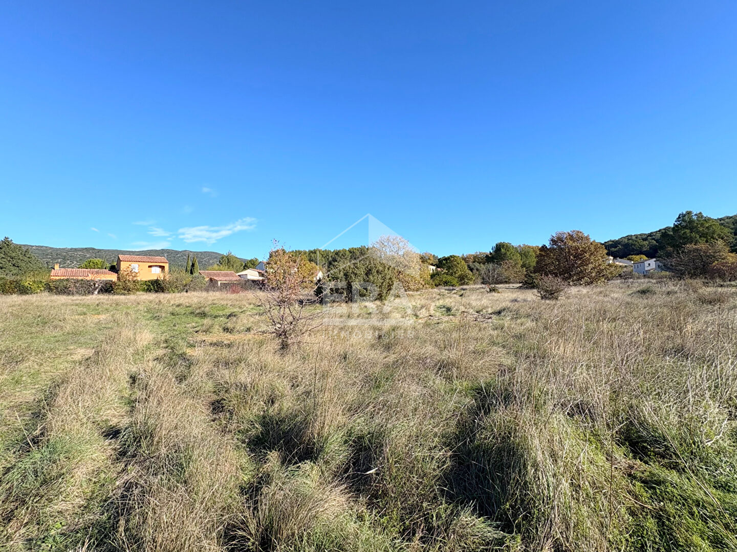 A VENDRE 84360 LAURIS TERRAIN CONSTRUCTIBLE DE 753M² A 1017M²