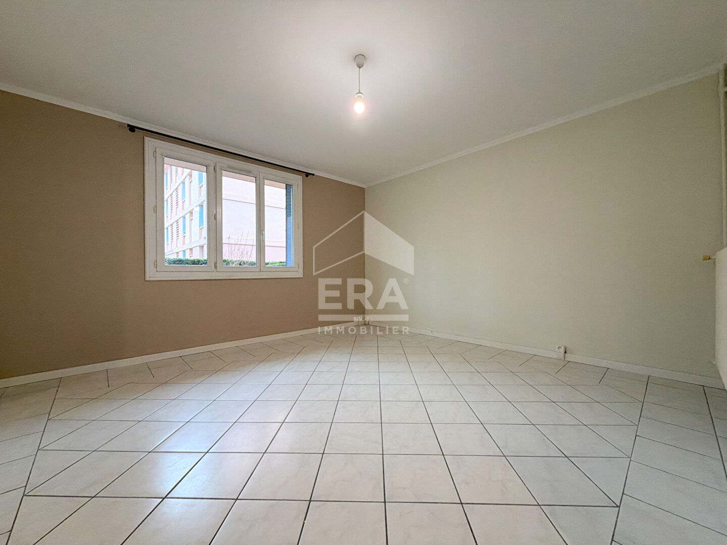 Agence immobilière de ERA VAL DE DURANCE IMMOBILIER - ERA VAL DE DURANCE IMMOBILIER