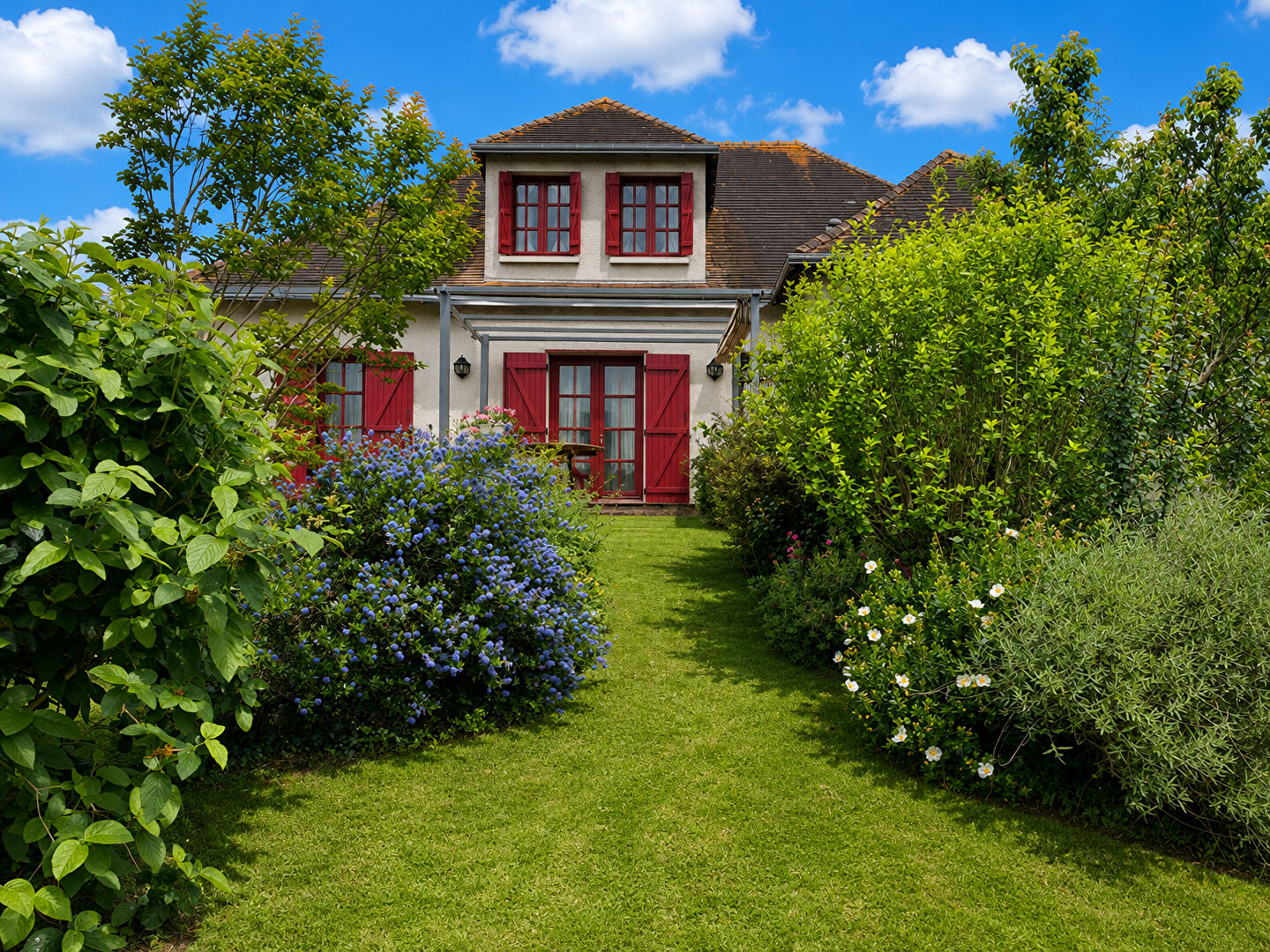 BELLE MAISON  PROCHE RIVIERE