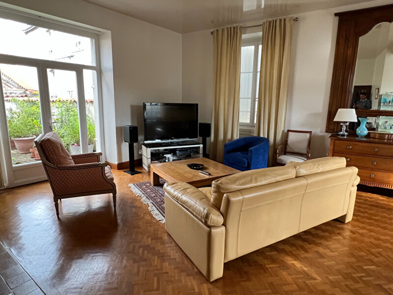 Photo Maison de ville Civray image 5/6