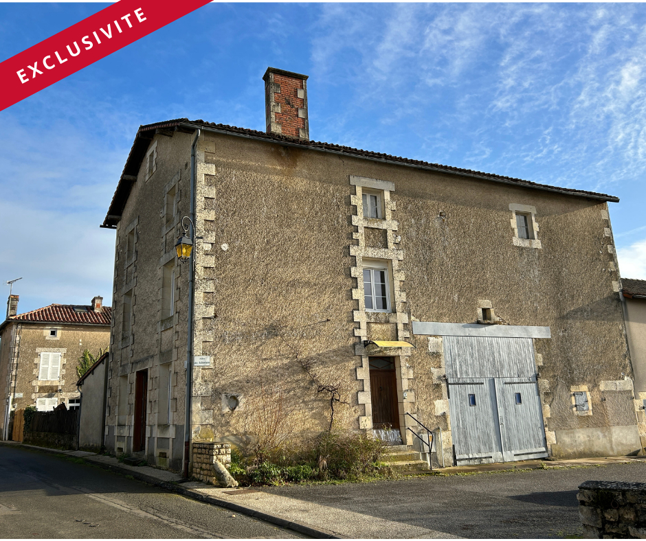 Photo Maison de bourg à Champniers (Vienne) image 1/6