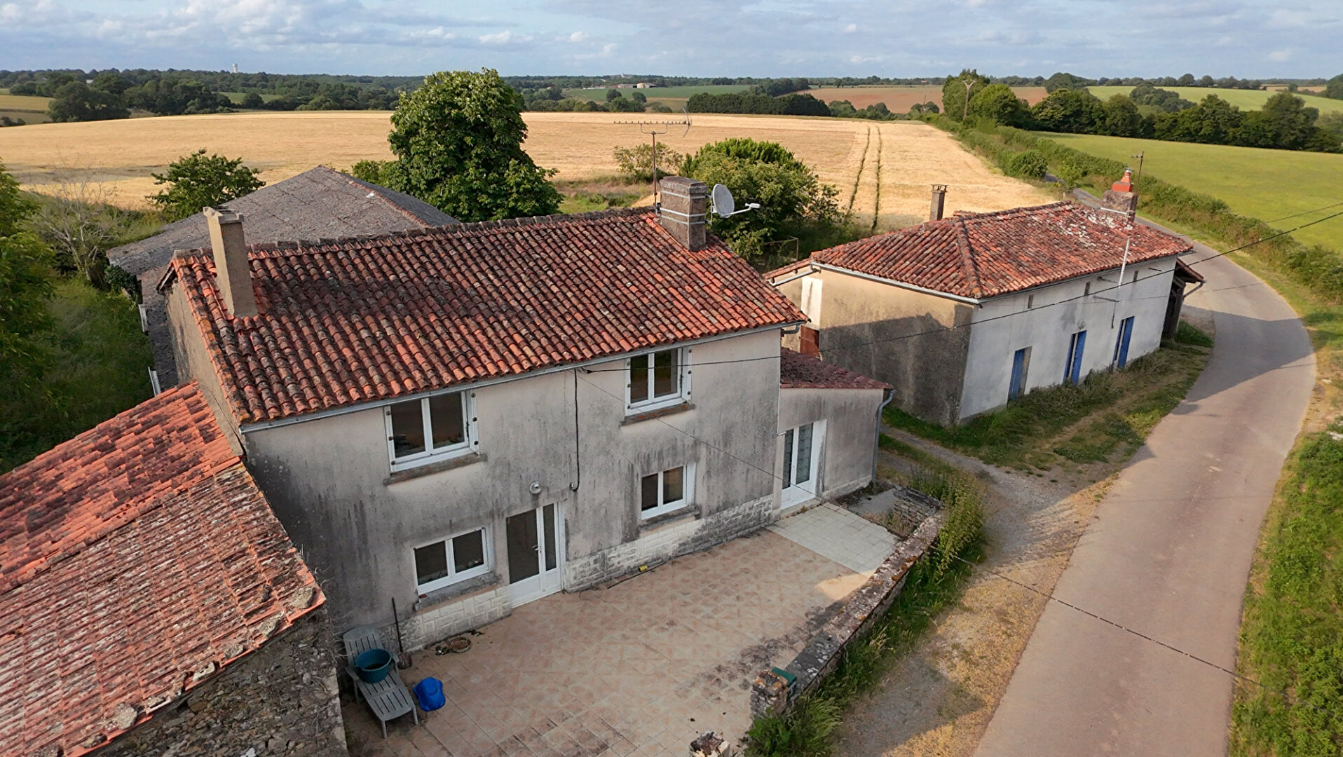Propriété Charroux 9 pièces 189 m2