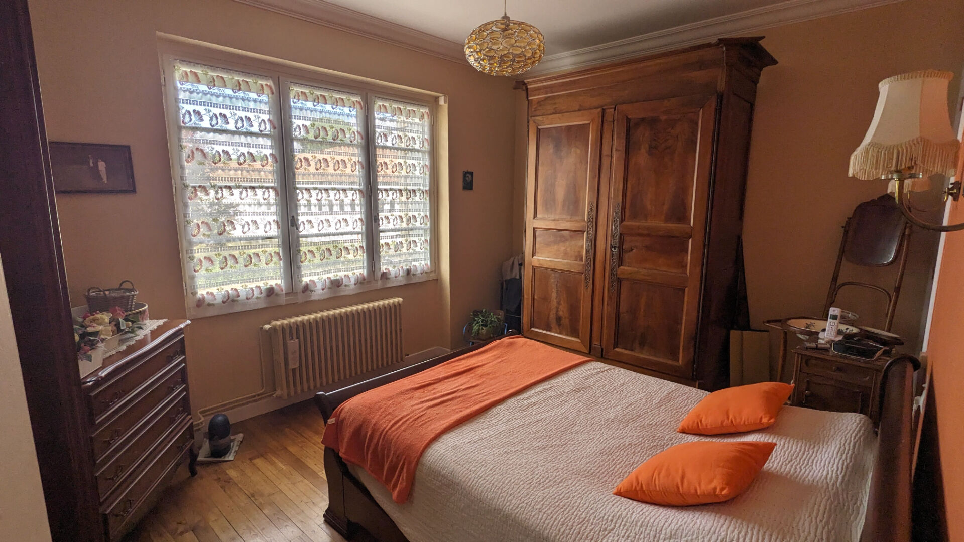 Photo Spacieuse maison en centre ville image 6/6