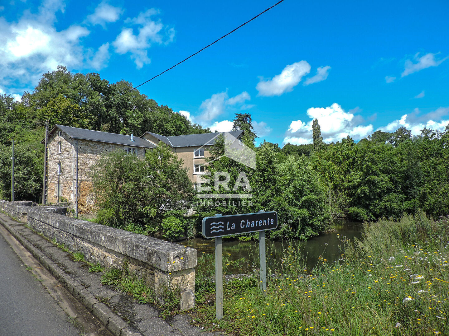 Photo Moulin 558 m² - 3 salles de réception, île 3000m² image 3/6