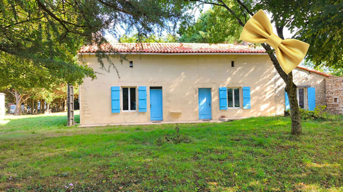 Photo Maison Brux 5 pièce(s) 156 m2 image 1/6