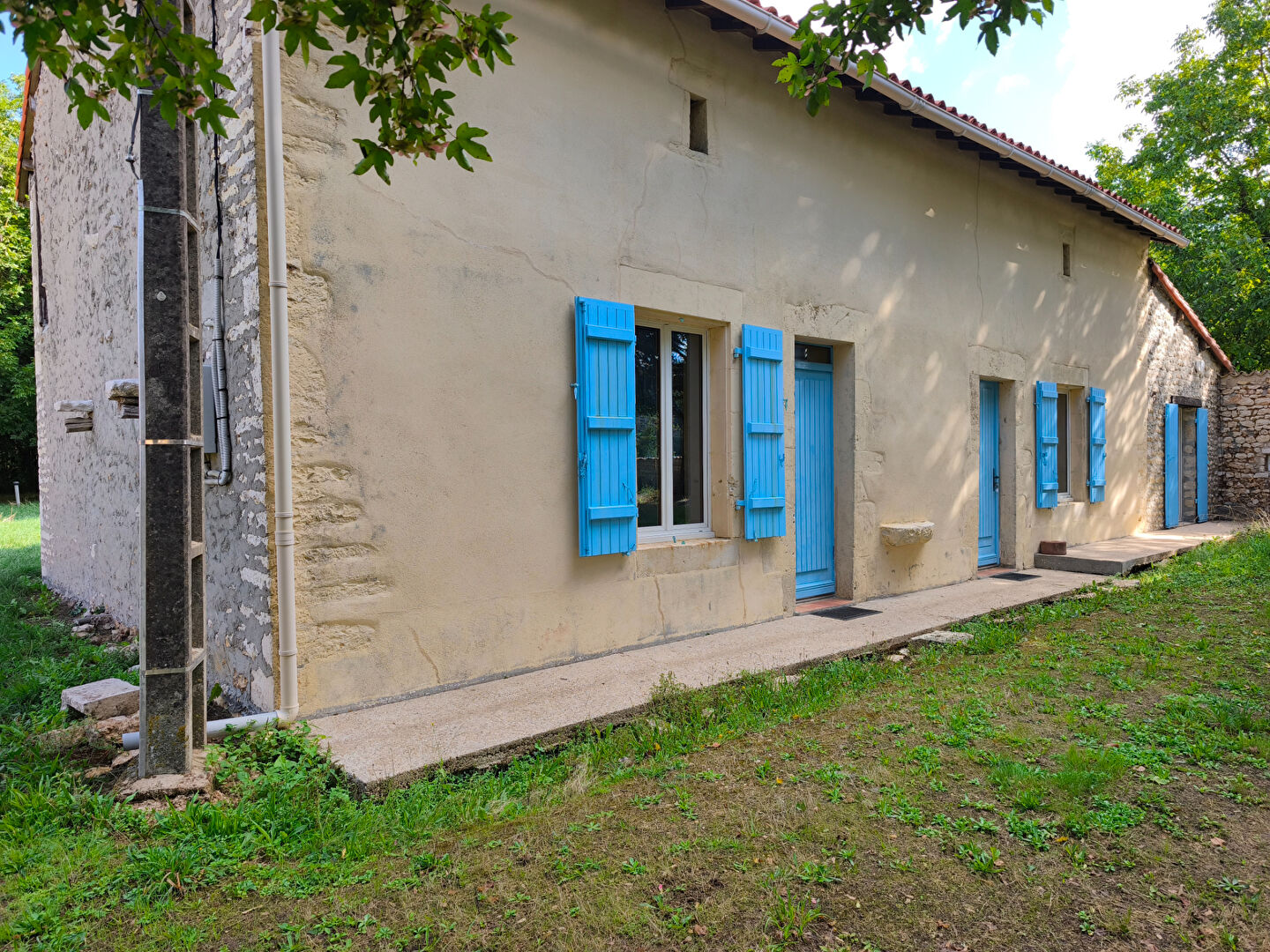 Photo Maison Brux 5 pièce(s) 156 m2 image 2/6