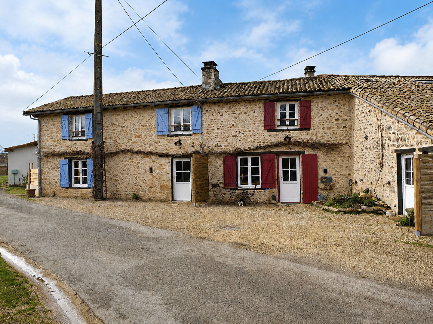 Maison à vendre à Celle Levescault - 7 pièces, 167 m²