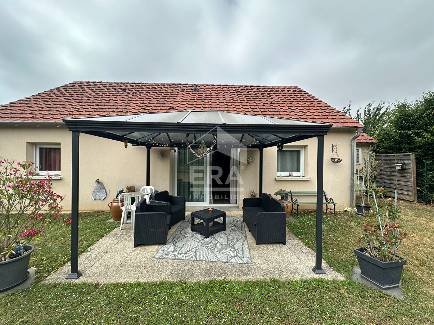 MAISON DE PLAIN PIED T4 + GARAGE ET JARDIN