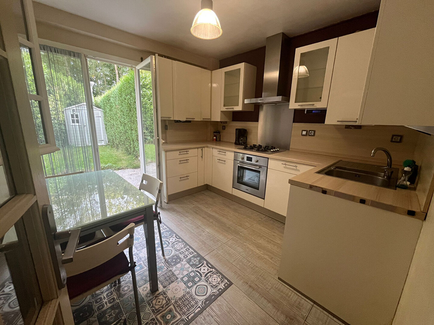 Photo Appartement 5 pièces de 106 m² avec jardin sans vis à vis et garage ! image 2/6