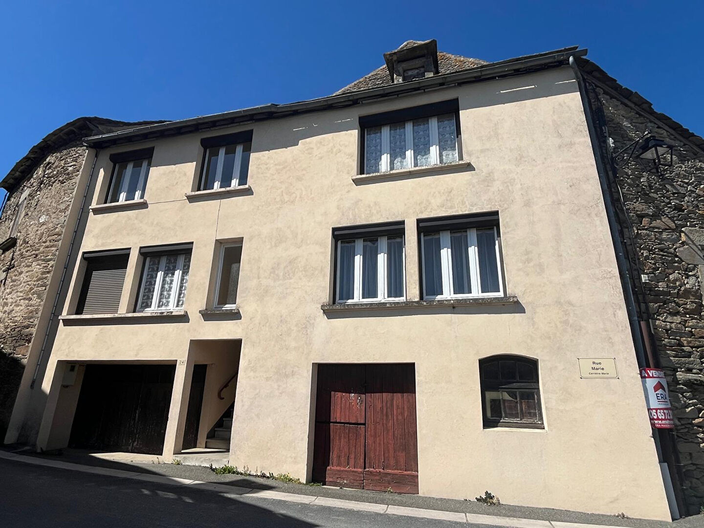 Photo Maison Colombiès 6 pièce(s) 185 m² image 2/6