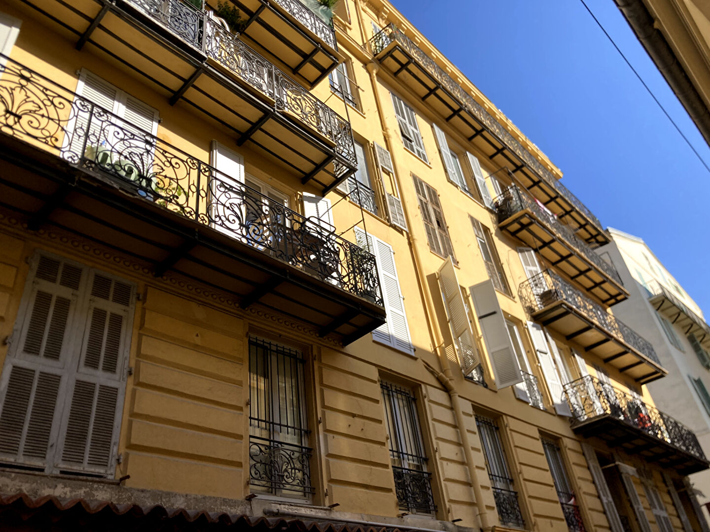 Photo 2P hyper centre - 28m2 image 1/5