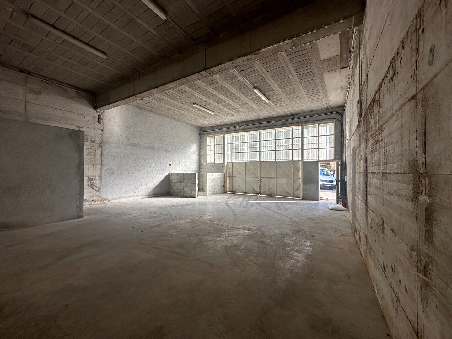 Photo Entrepôt 104m² Nice Est image 3/6