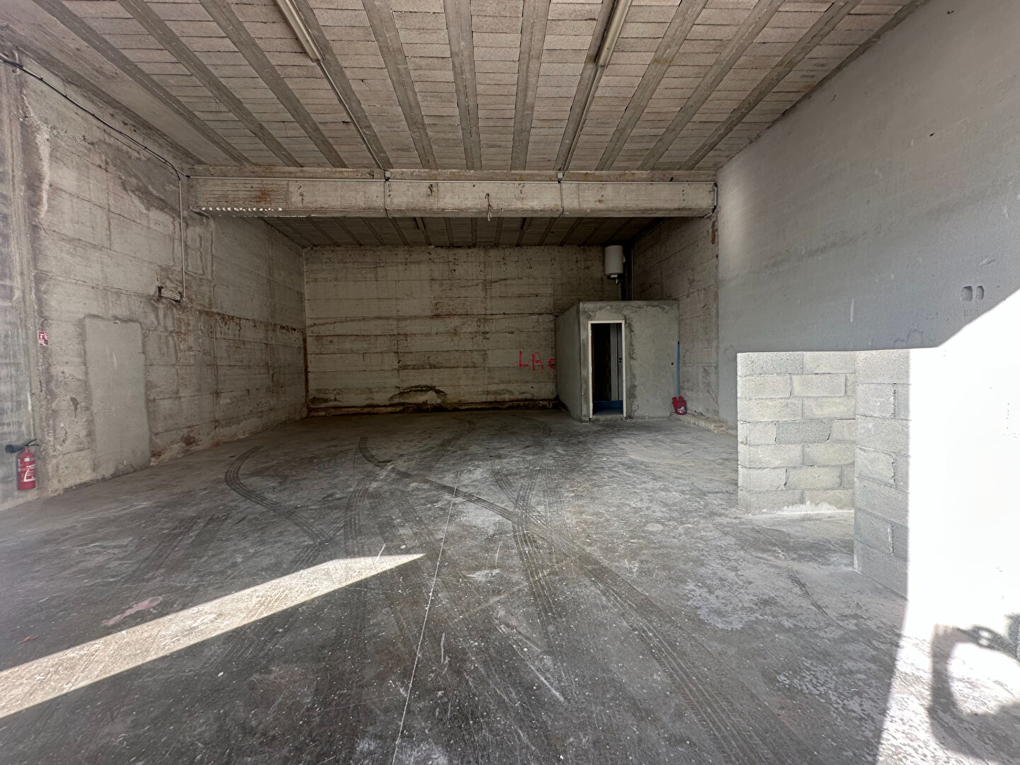 Photo Entrepôt 104m² Nice Est image 5/6