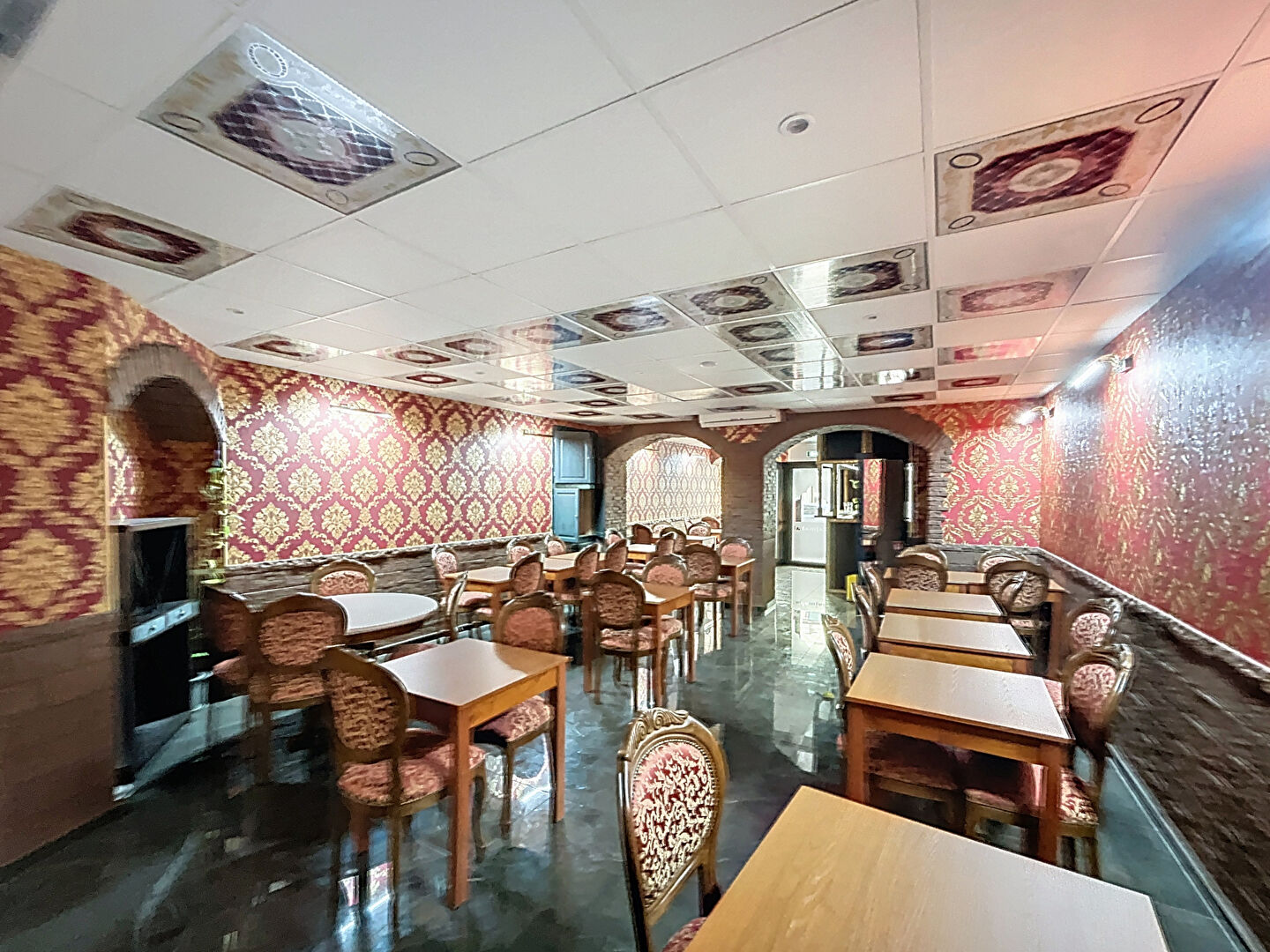 Photo NICE CENTRE ? LOCAL COMMERCIAL 81,43 m² + réserves ? EMPLACEMENT STRATÉGIQUE image 1/4