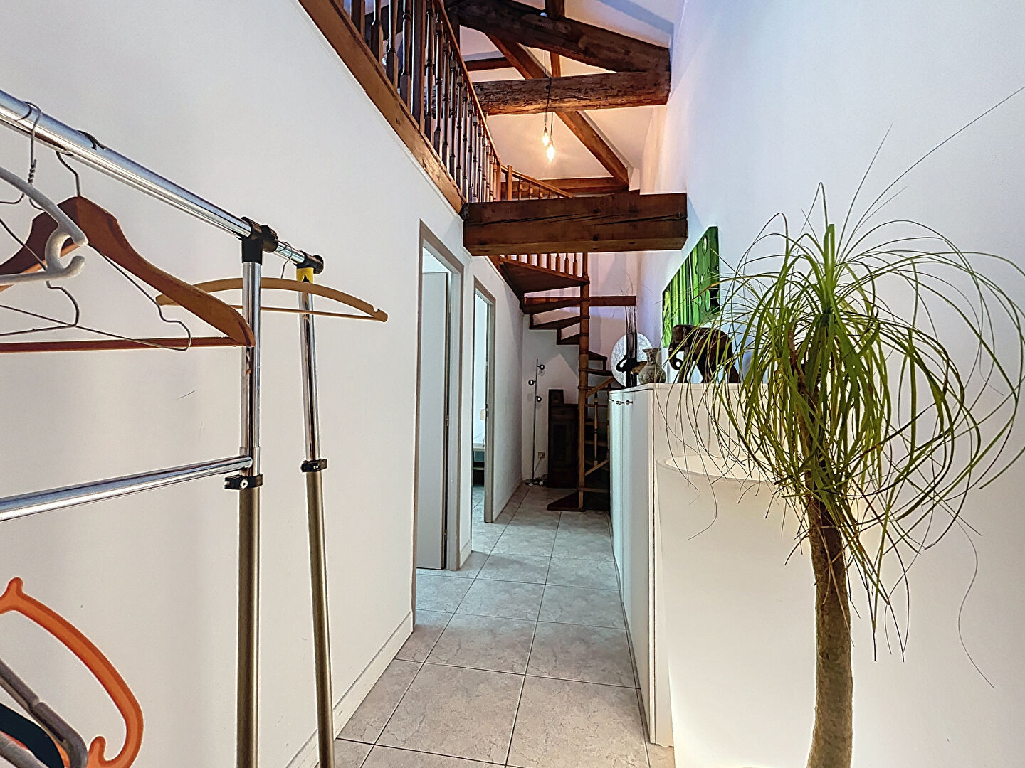 Photo Appartement Nice 3 pièce(s) 66.26 m2 image 2/6