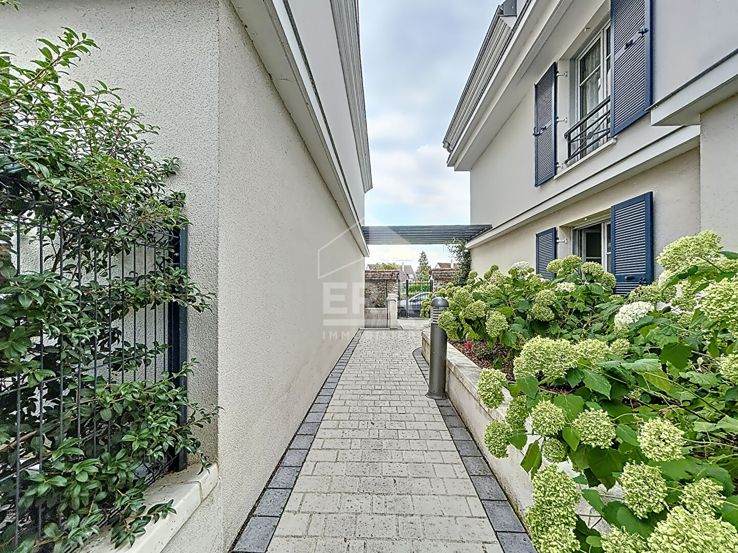 Agence immobilière de ERA VILLAROY  SQY IMMO