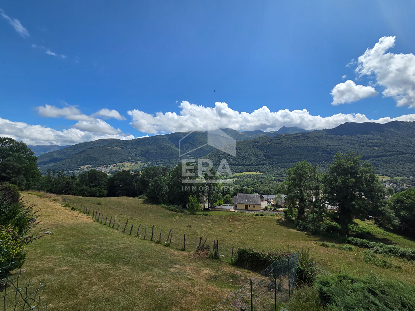 Photo Maison Gaillagos 5 pièces 143.51m² image 1/6