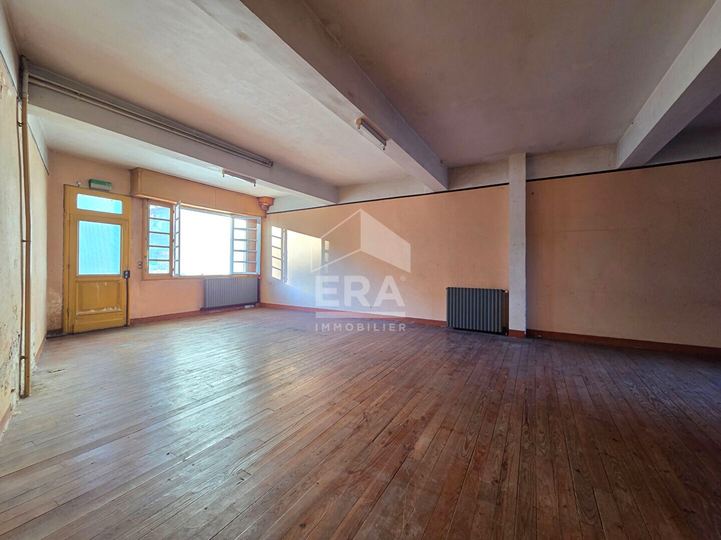 Photo Maison à rénover - Fort potentiel en plein centre d'Argelès-Gazost image 2/6