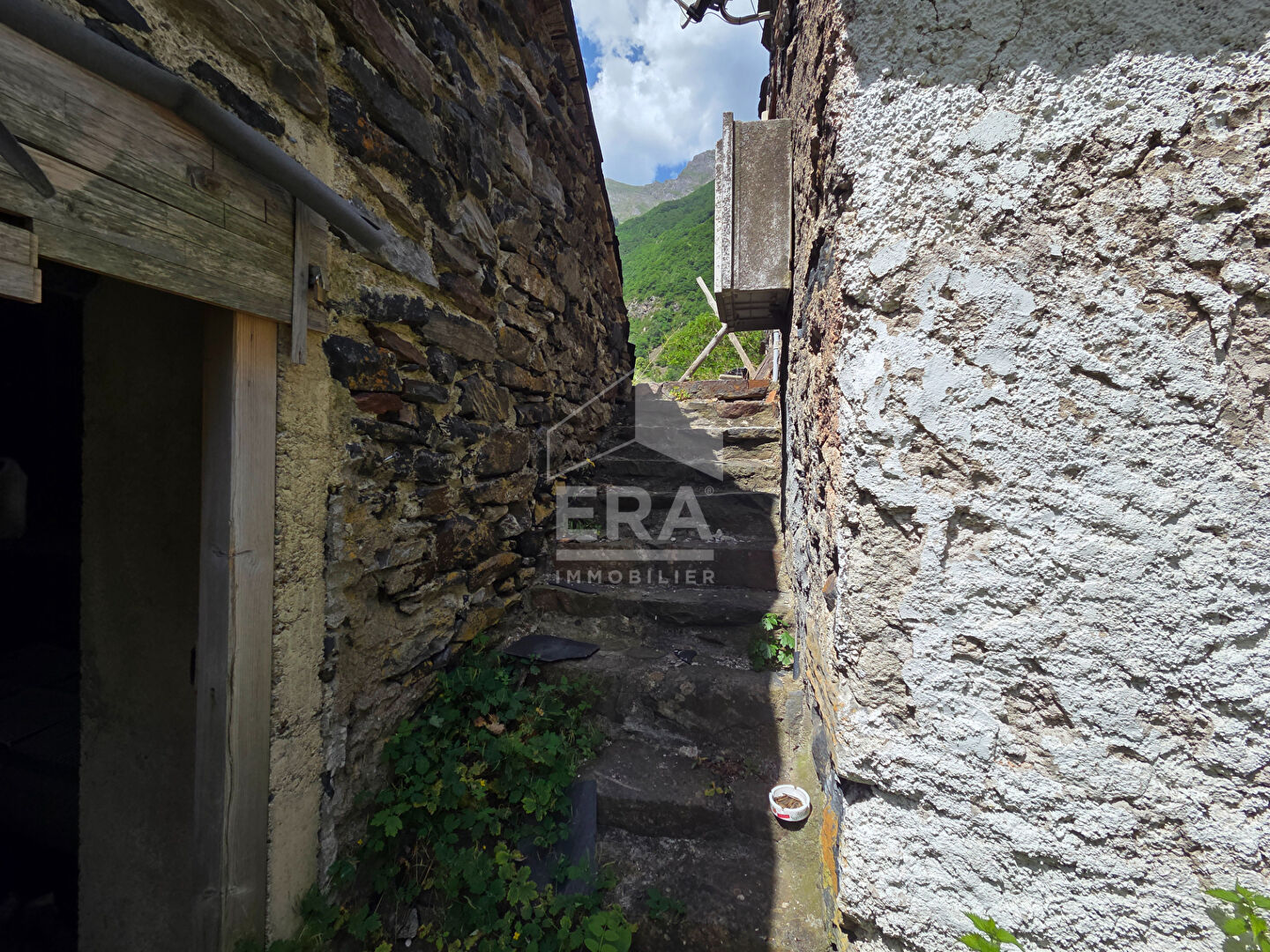 Photo Maison à rénover avec grange à Gèdre image 6/6