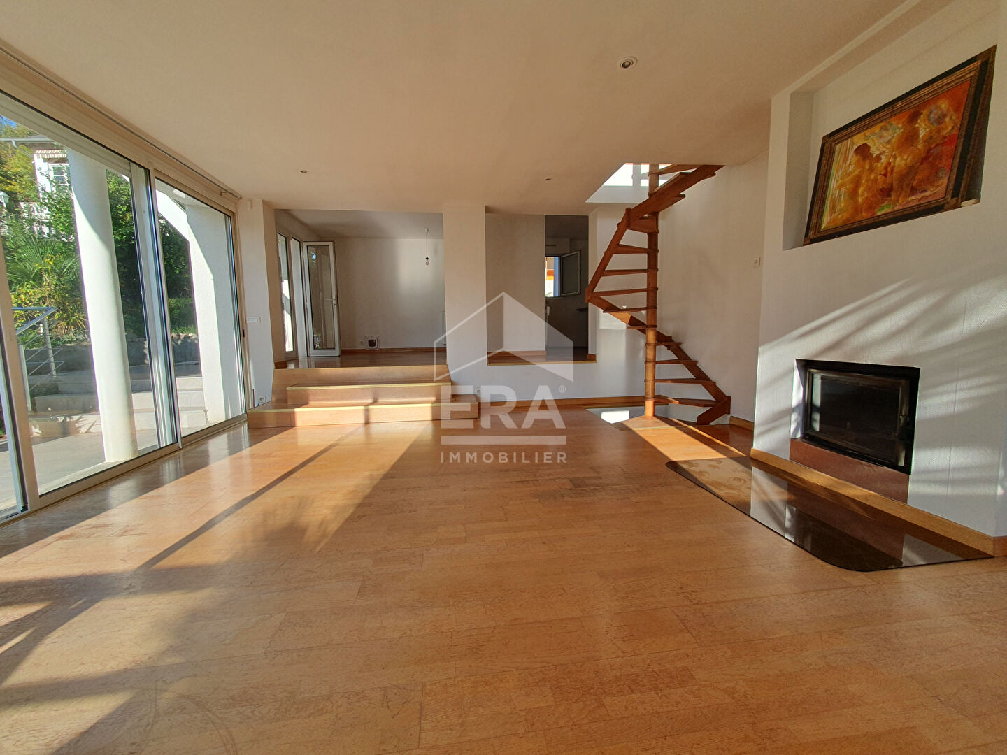 Photo Maison d'artiste avec vue surplombant Lourdes et son château image 4/6