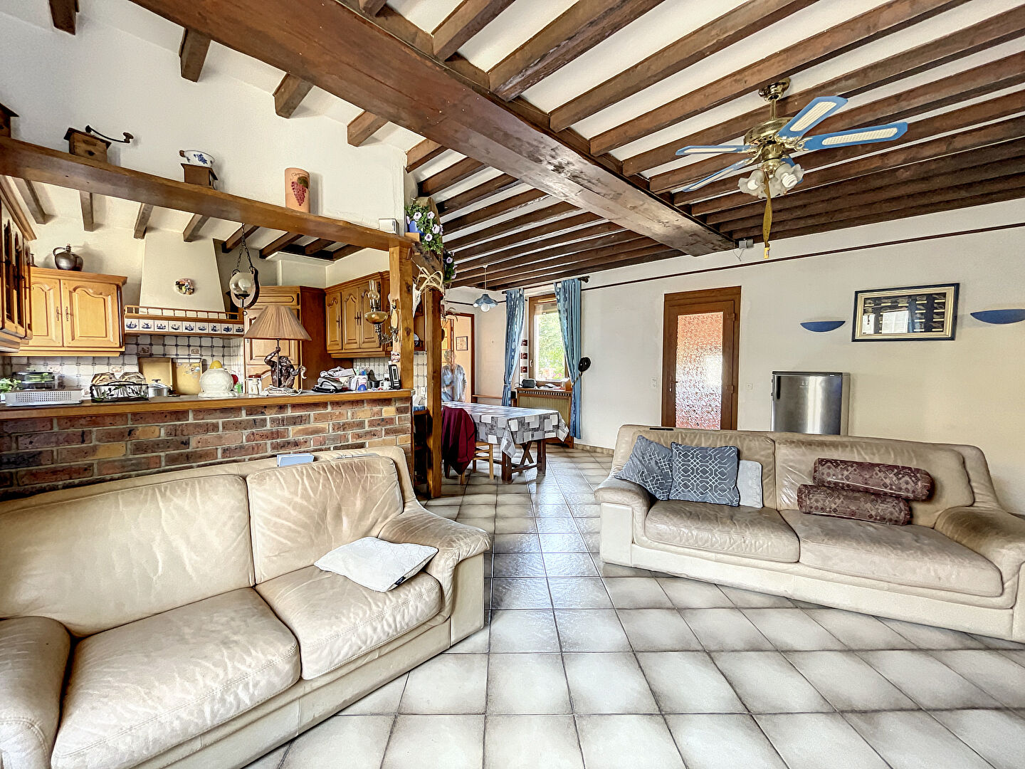 Photo Ensemble immobilier Le Mesnil Aubry image 2/6