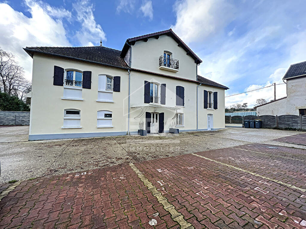 Appartement Mareil En France 3 pièces 55.60m2